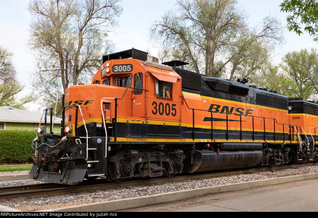 BNSF 3005